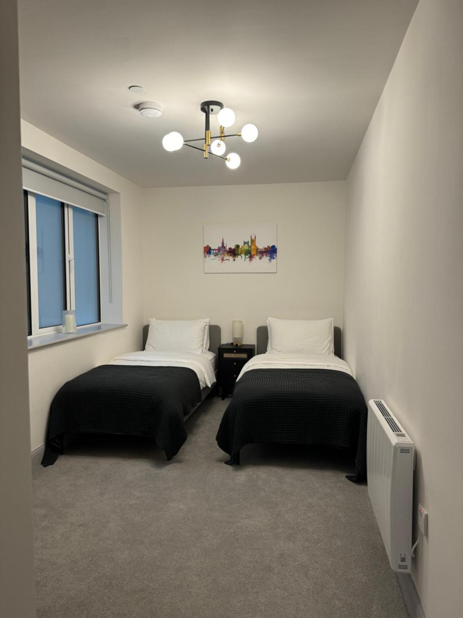 Haus Of Sulis, City Centre Apartment With Lift Access Bath Zewnętrze zdjęcie